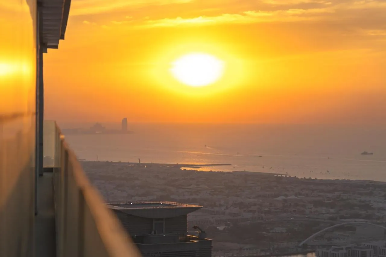Apartment Magical Rooftop Pool In Downtown Dubai With Burj Khalifa & Sea View!